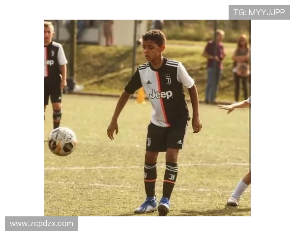 弗朗西斯科王入选葡萄牙U16大名单C罗儿子迷你罗同队引关注