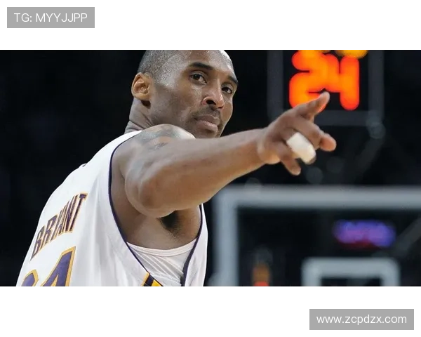 科比亲穿24号球衣拍出889万美元创纪录06年仅售10000美元